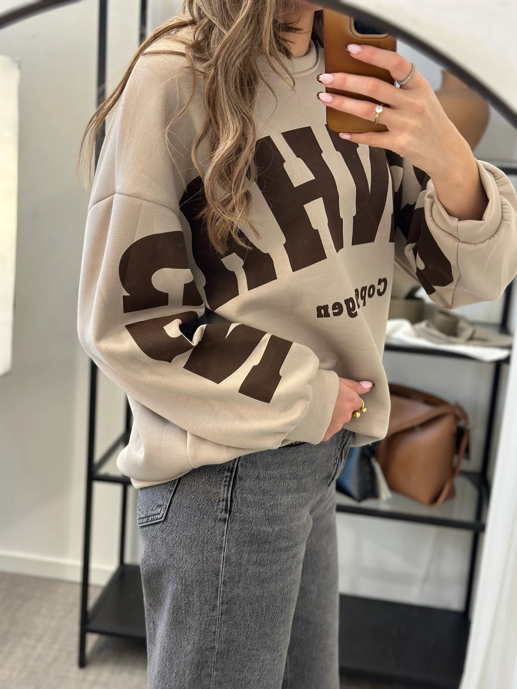 MARTA – Copenhagen collegepusero - Beige
